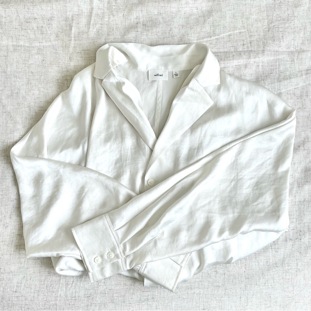 Aritzia satin freeform button shirt cream white